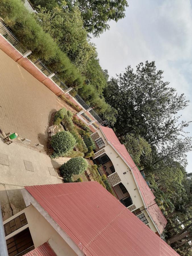 Easy Sleep Guesthouse Kitale Bagian luar foto