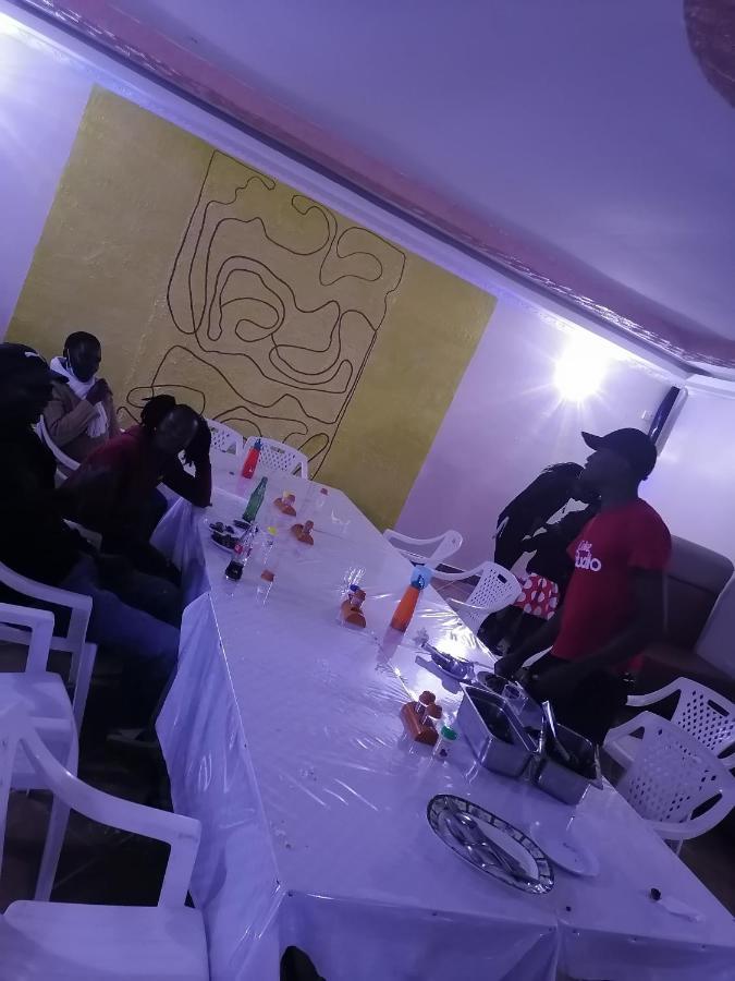 Easy Sleep Guesthouse Kitale Bagian luar foto