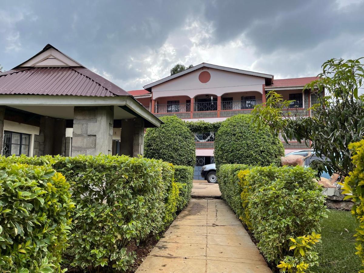 Easy Sleep Guesthouse Kitale Bagian luar foto