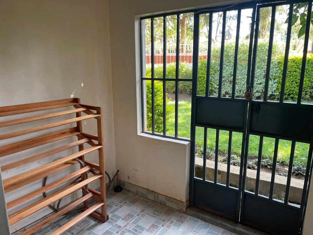 Easy Sleep Guesthouse Kitale Bagian luar foto