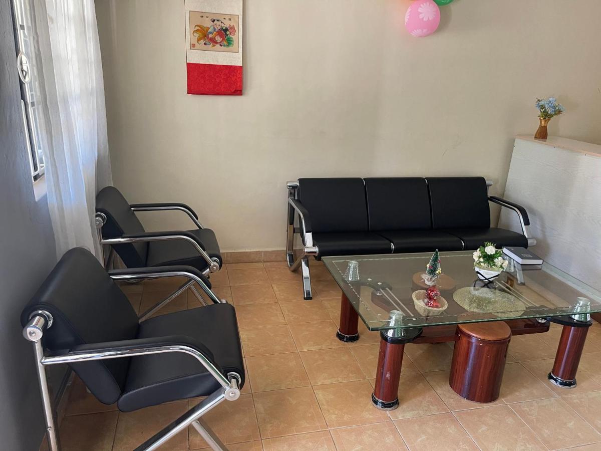 Easy Sleep Guesthouse Kitale Bagian luar foto