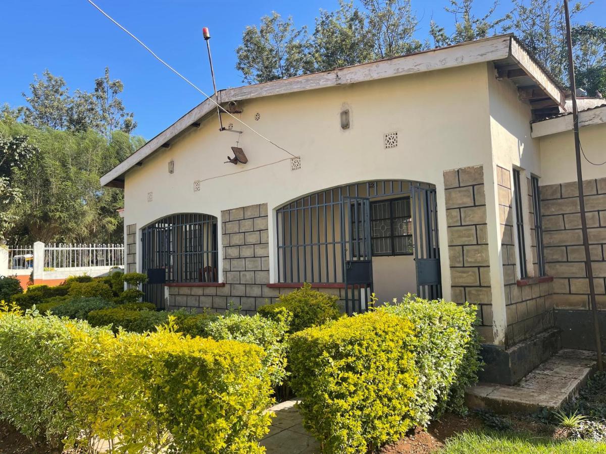 Easy Sleep Guesthouse Kitale Bagian luar foto