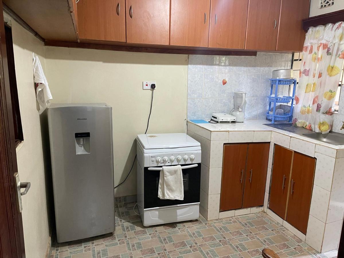 Easy Sleep Guesthouse Kitale Bagian luar foto